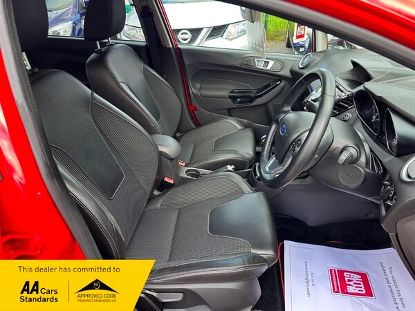 Used Ford Fiesta 2015 for sale - 76069355: Photo 10
