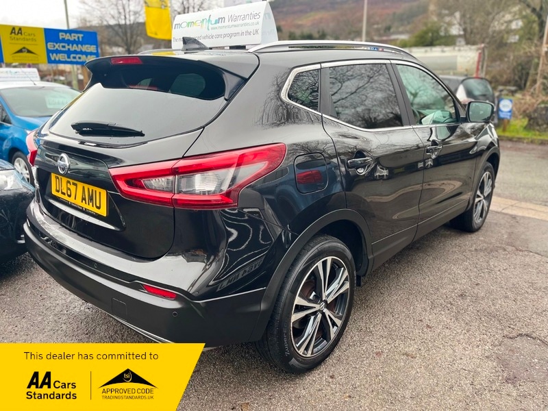 Used Nissan Qashqai 2017 for sale - 77213180: Photo 4