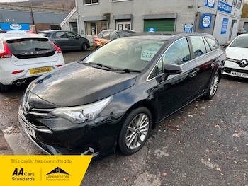 Used Toyota Avensis 2017 for sale - 76570761: Photo