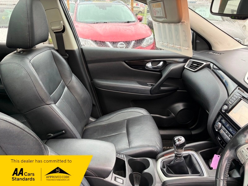 Used Nissan Qashqai 2015 for sale - 77477937: Photo 8