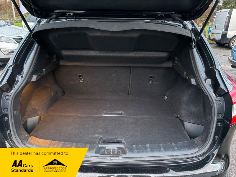 Used Nissan Qashqai 2015 for sale - 77154075: Photo 15