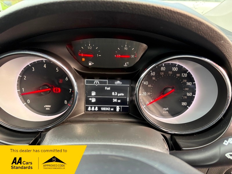 Used Vauxhall Astra 2017 for sale - 76784653: Photo 11