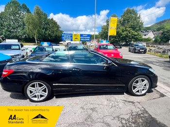 Used Mercedes-Benz E Class 2011 for sale - 78851680: Photo