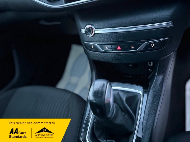 Used Peugeot 308 2016 for sale - 77227994: Photo 8