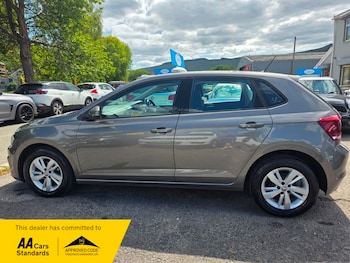 Used Volkswagen Polo 2019 for sale - 79462749: Photo