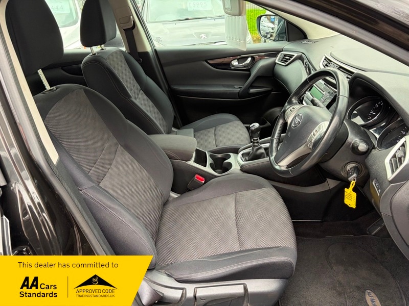 Used Nissan Qashqai 2015 for sale - 77720746: Photo 6