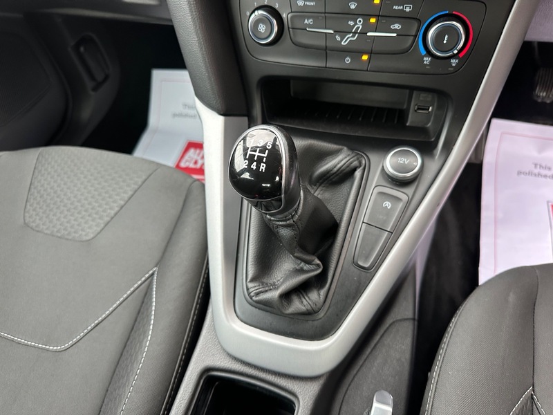 Used Mazda Mazda3 2015 for sale - 76536323: Photo 14