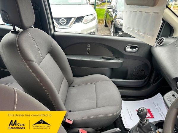 Used Renault Twingo 2010 for sale - 76292261: Photo 14