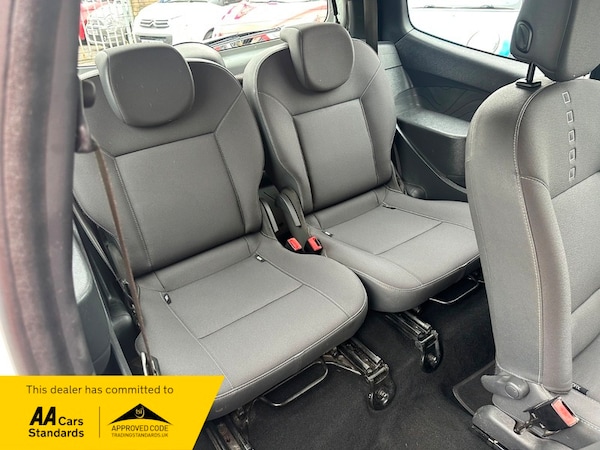 Used Renault Twingo 2010 for sale - 76292261: Photo 15