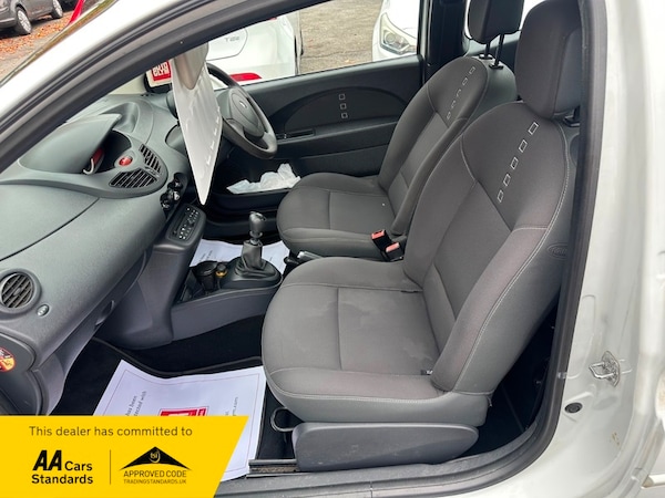Used Renault Twingo 2010 for sale - 76292261: Photo 17