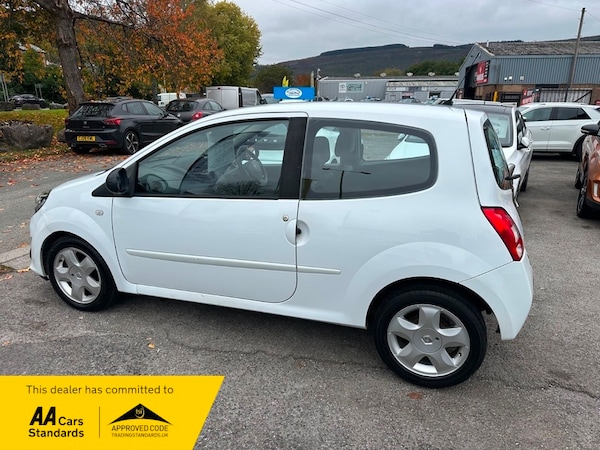Used Renault Twingo 2010 for sale - 76292261: Photo 8