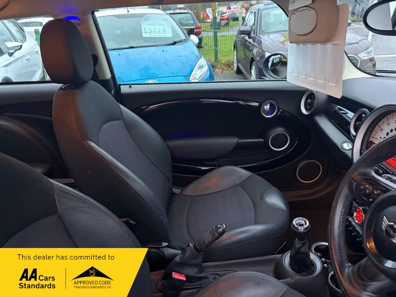 Used MINI Hatch 2011 for sale - 76836724: Photo 11