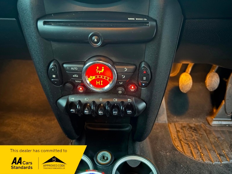 Used MINI Hatch 2011 for sale - 76836724: Photo 15