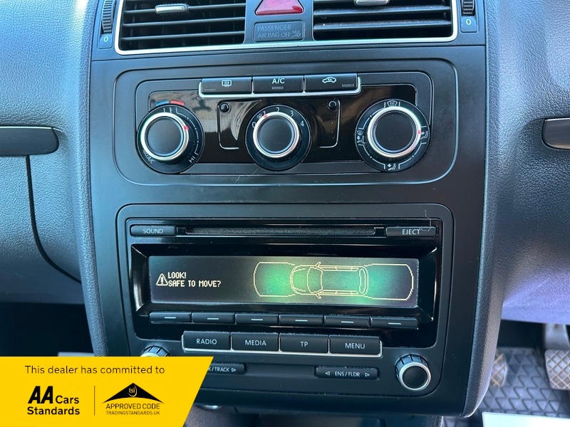 Used Volkswagen Touran 2013 for sale - 76040112: Photo 16