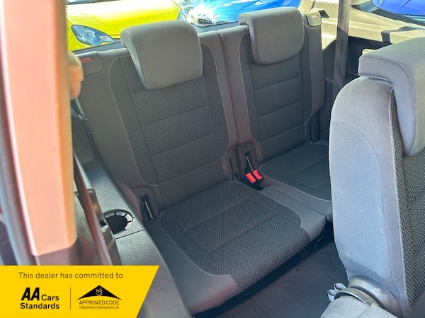 Used Volkswagen Touran 2013 for sale - 76040112: Photo 18