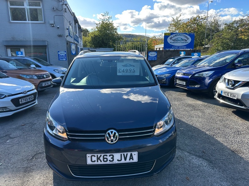 Used Volkswagen Touran 2013 for sale - 76040112: Photo 2