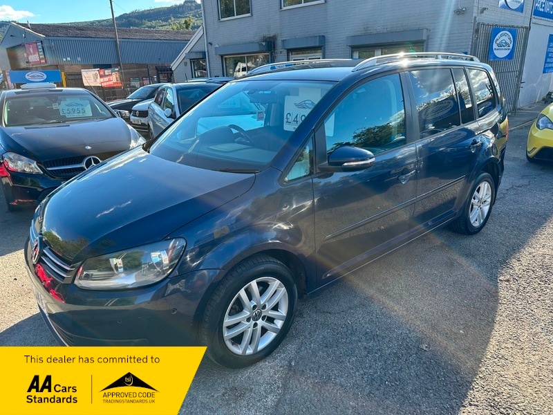 Used Volkswagen Touran 2013 for sale - 76040112: Photo 3