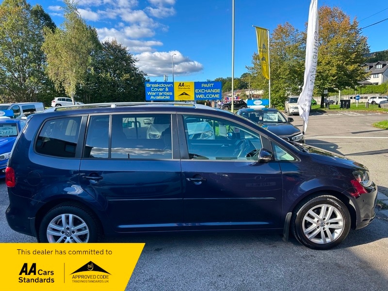 Used Volkswagen Touran 2013 for sale - 76040112: Photo 4