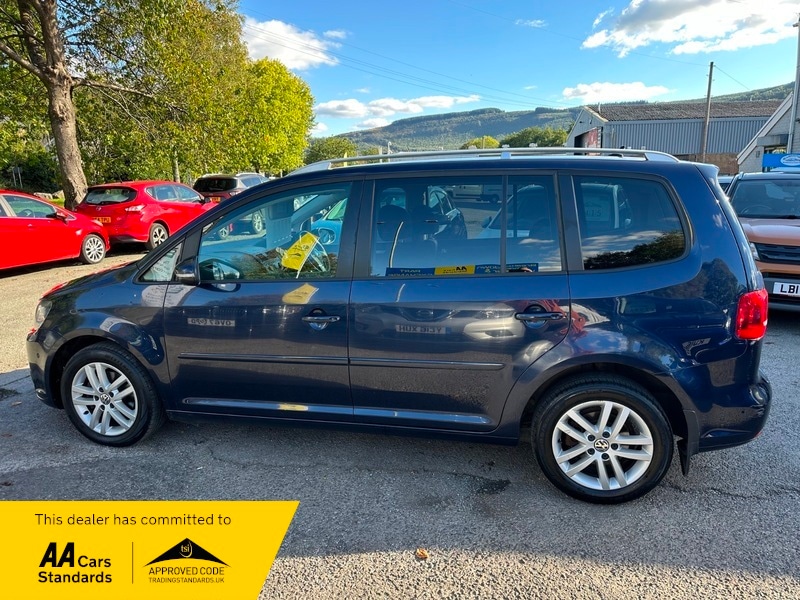 Used Volkswagen Touran 2013 for sale - 76040112: Photo 8