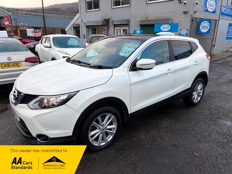 Used Nissan Qashqai 2014 for sale - 77014681: Photo 2