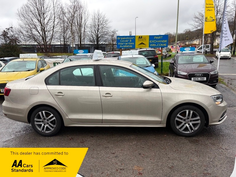 Used Volkswagen Jetta 2016 for sale - 76768922: Photo 4