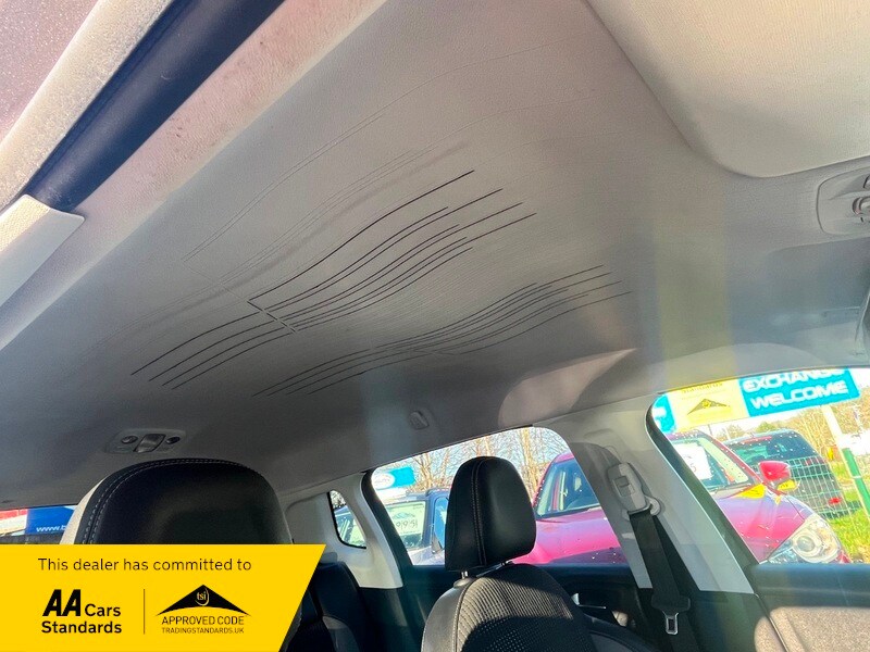 Used Peugeot 2008 2014 for sale - 77494409: Photo 18