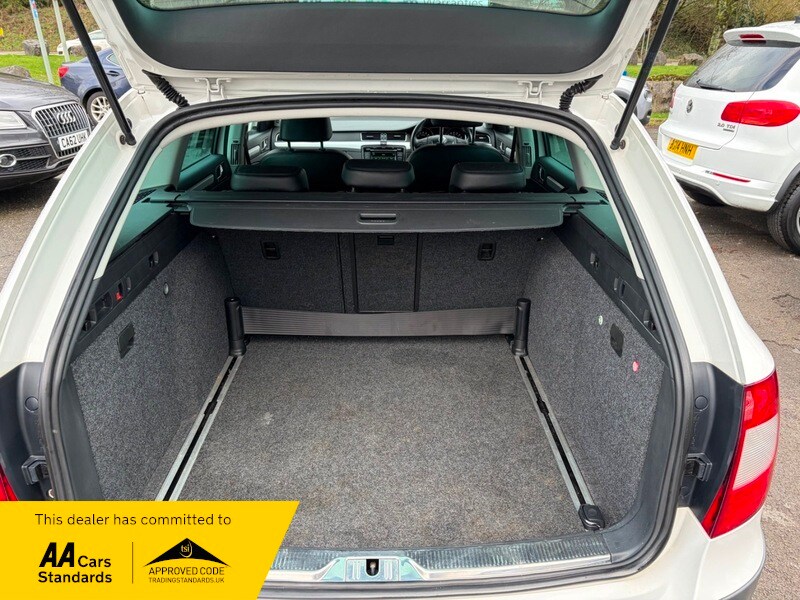 Used Skoda Superb 2013 for sale - 77558399: Photo 12