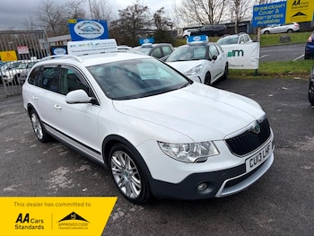 Used Skoda Superb 2013 for sale - 77558399: Photo
