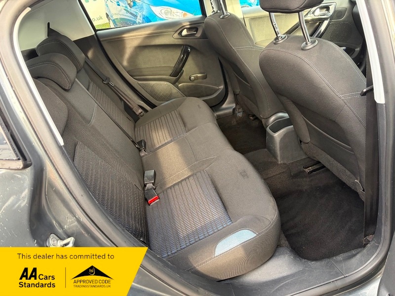 Used Peugeot 208 2014 for sale - 77154121: Photo 9