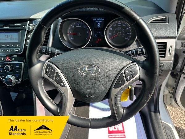 Used Hyundai i30 2014 for sale - 76081463: Photo 15