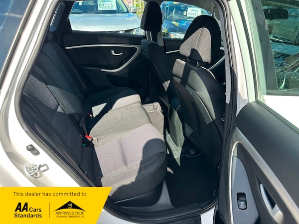 Used Hyundai i30 2014 for sale - 76081463: Photo 16