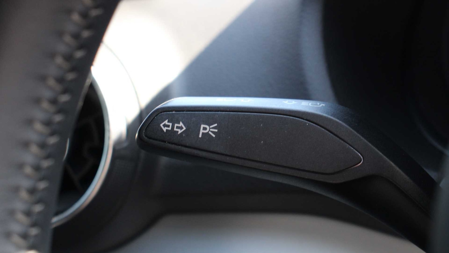 Used Audi Q2 2020 for sale - 76834802: Photo 34