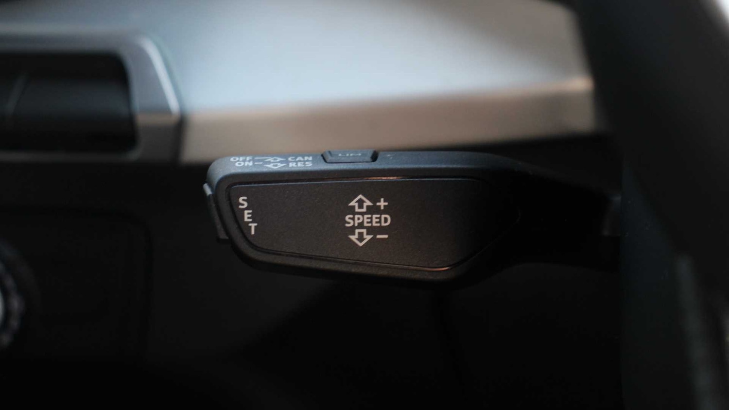 Used Audi Q2 2020 for sale - 76834802: Photo 35