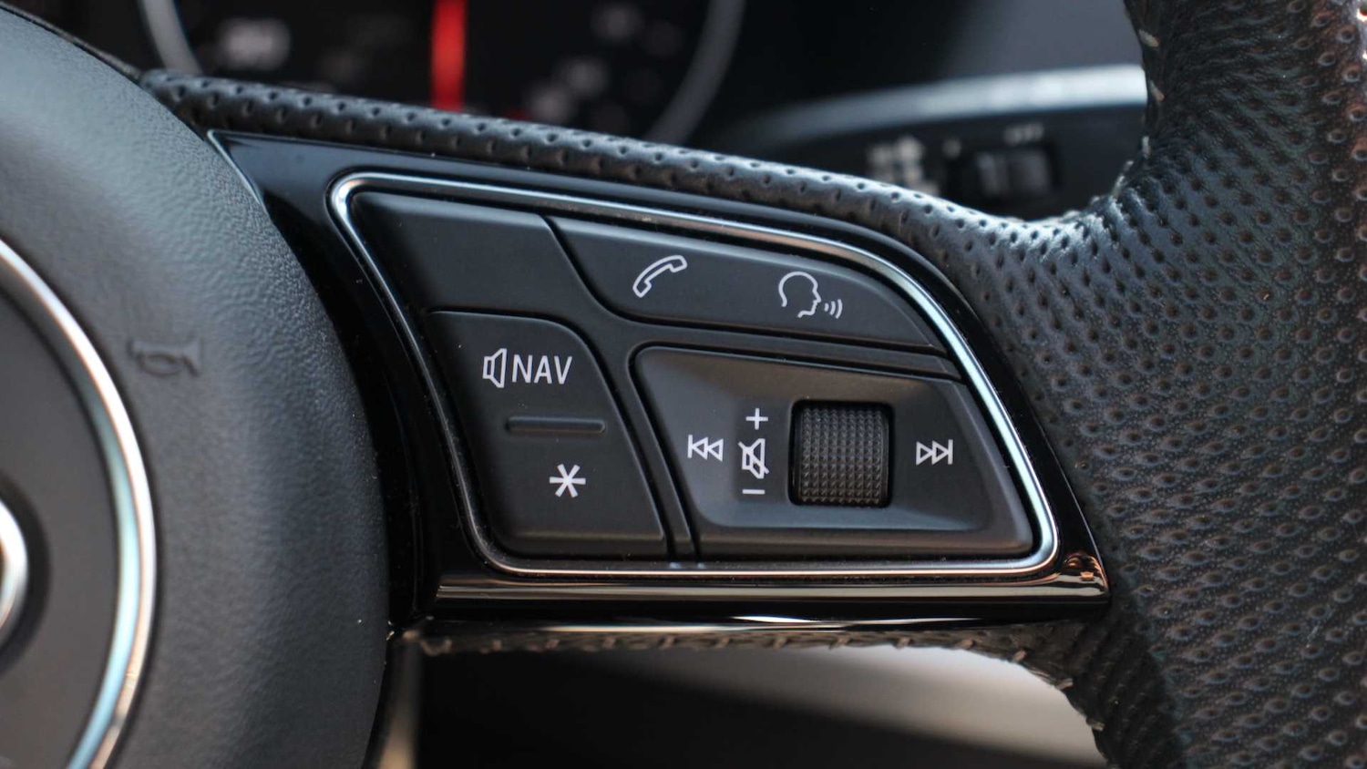 Used Audi Q2 2020 for sale - 76834802: Photo 38