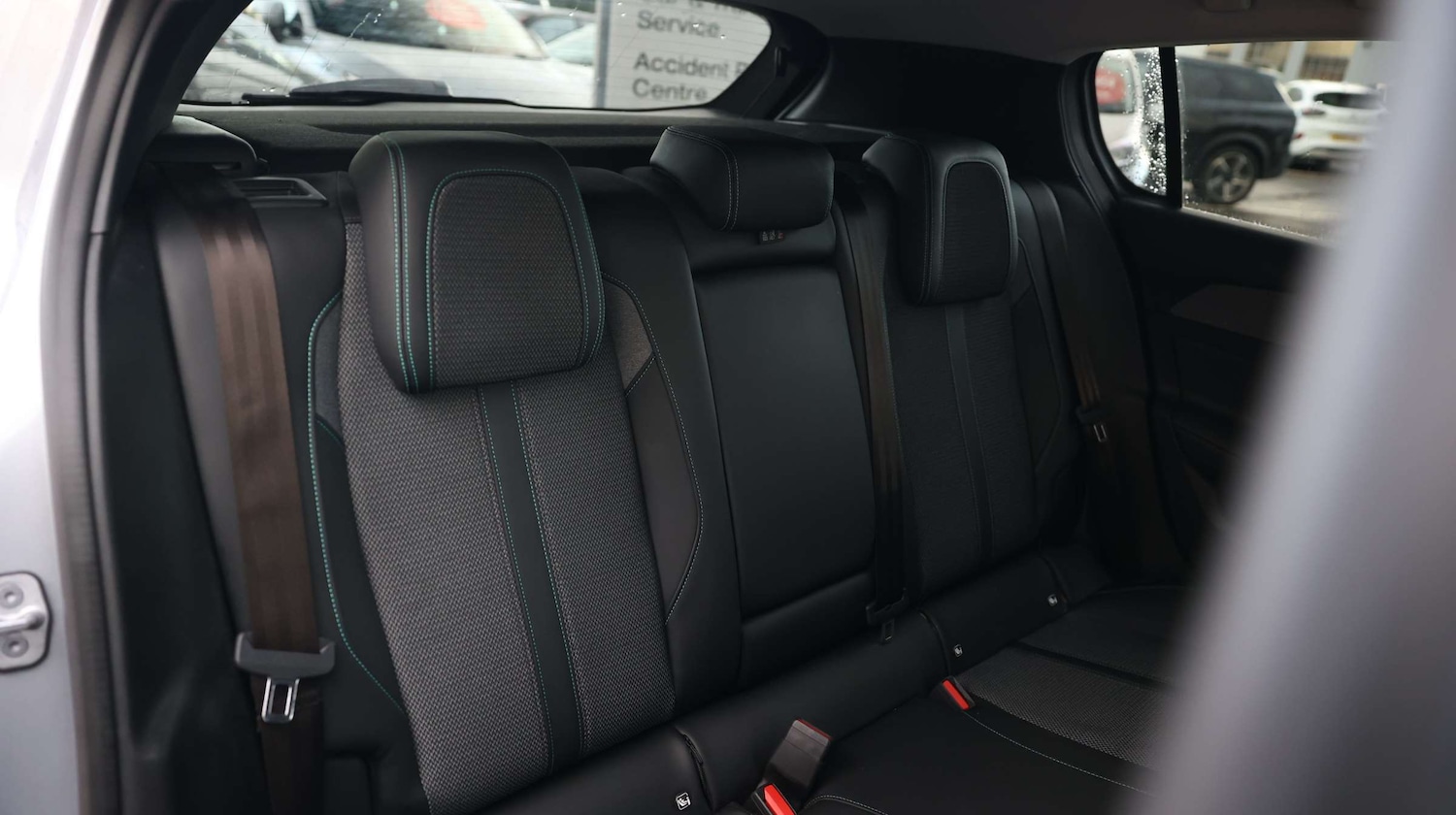 Used Peugeot 308 2023 for sale - 76874010: Photo 18