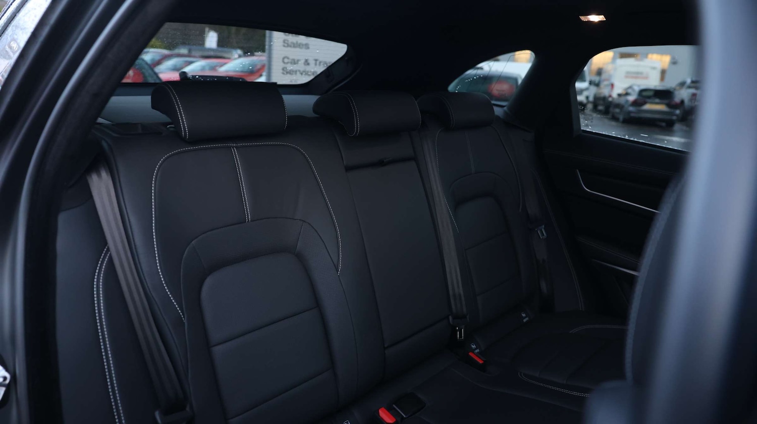 Used Jaguar F-Pace 2021 for sale - 76875055: Photo 21