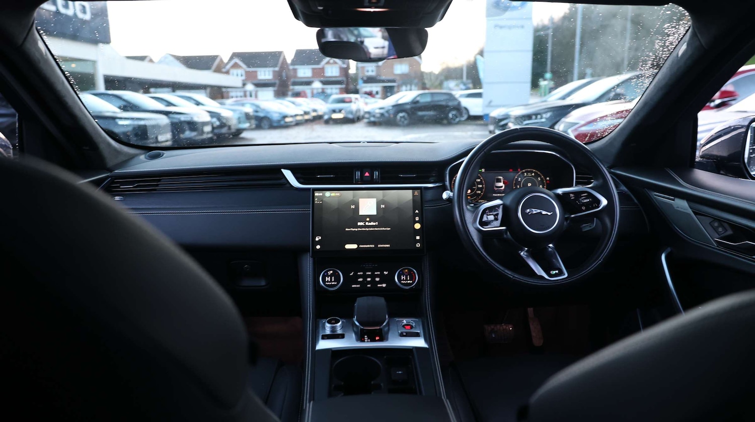 Used Jaguar F-Pace 2021 for sale - 76875055: Photo 25