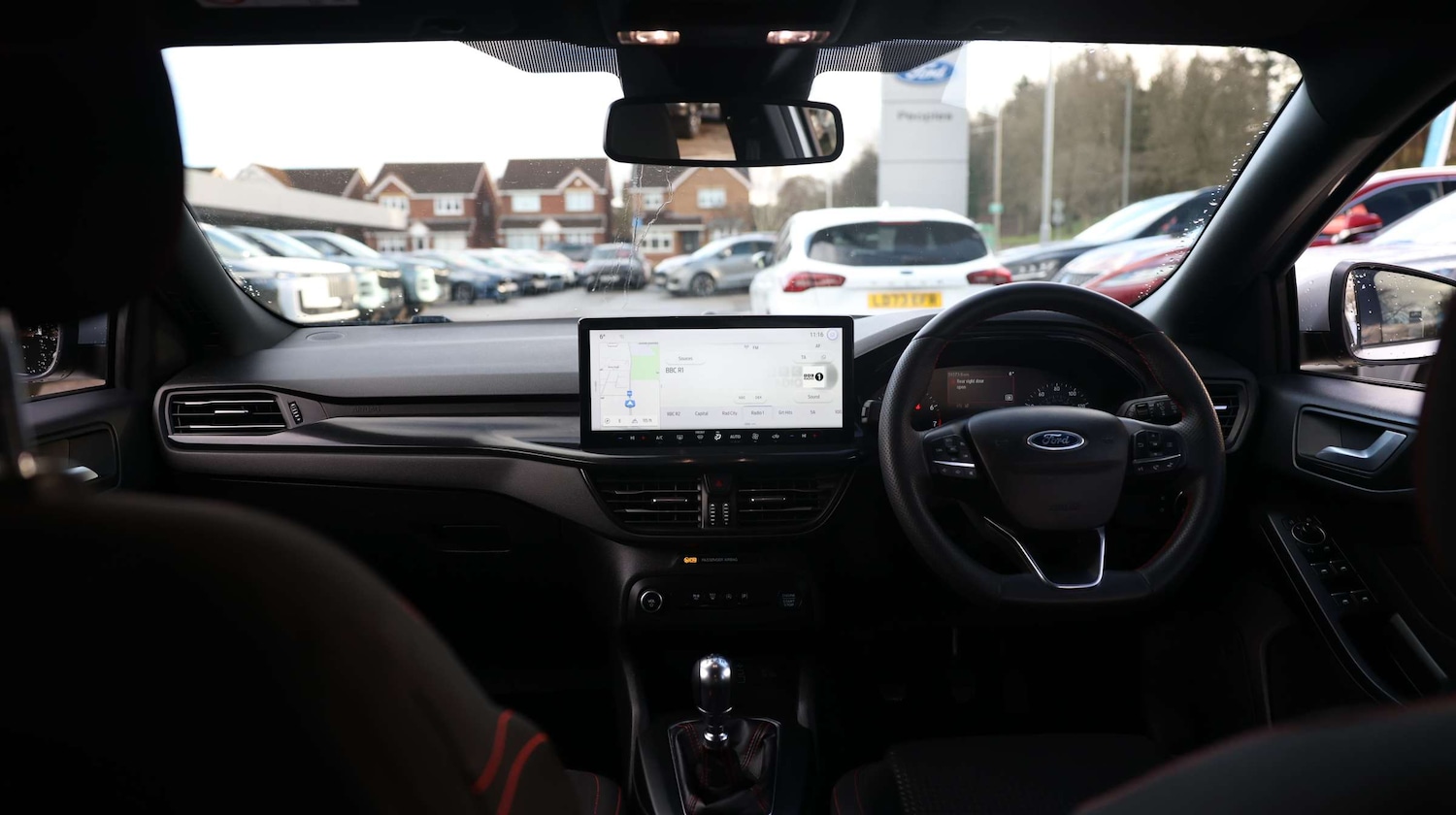 Used Ford Focus 2023 for sale - 76873401: Photo 19