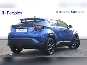 Used Toyota C-HR 2021 for sale - 76871534: Photo