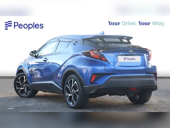 Used Toyota C-HR 2021 for sale - 76871534: Photo