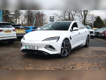 2024 - 390kW Excellence AWD 83kWh 4dr Auto