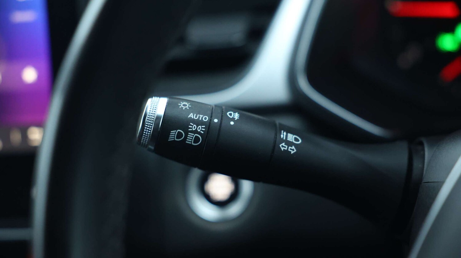 Used Renault Captur 2020 for sale - 76977879: Photo 36