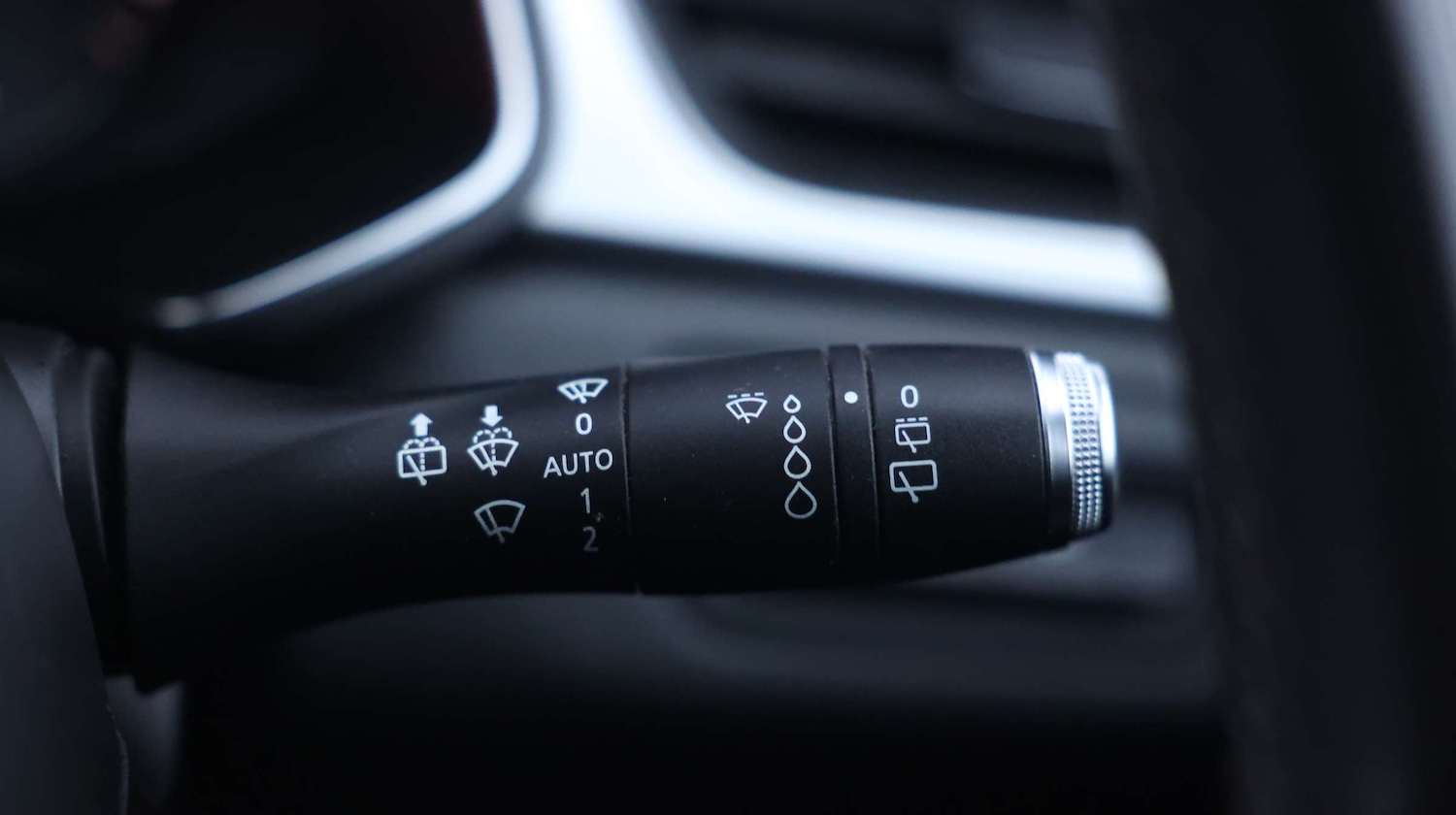 Used Renault Captur 2020 for sale - 76977879: Photo 37