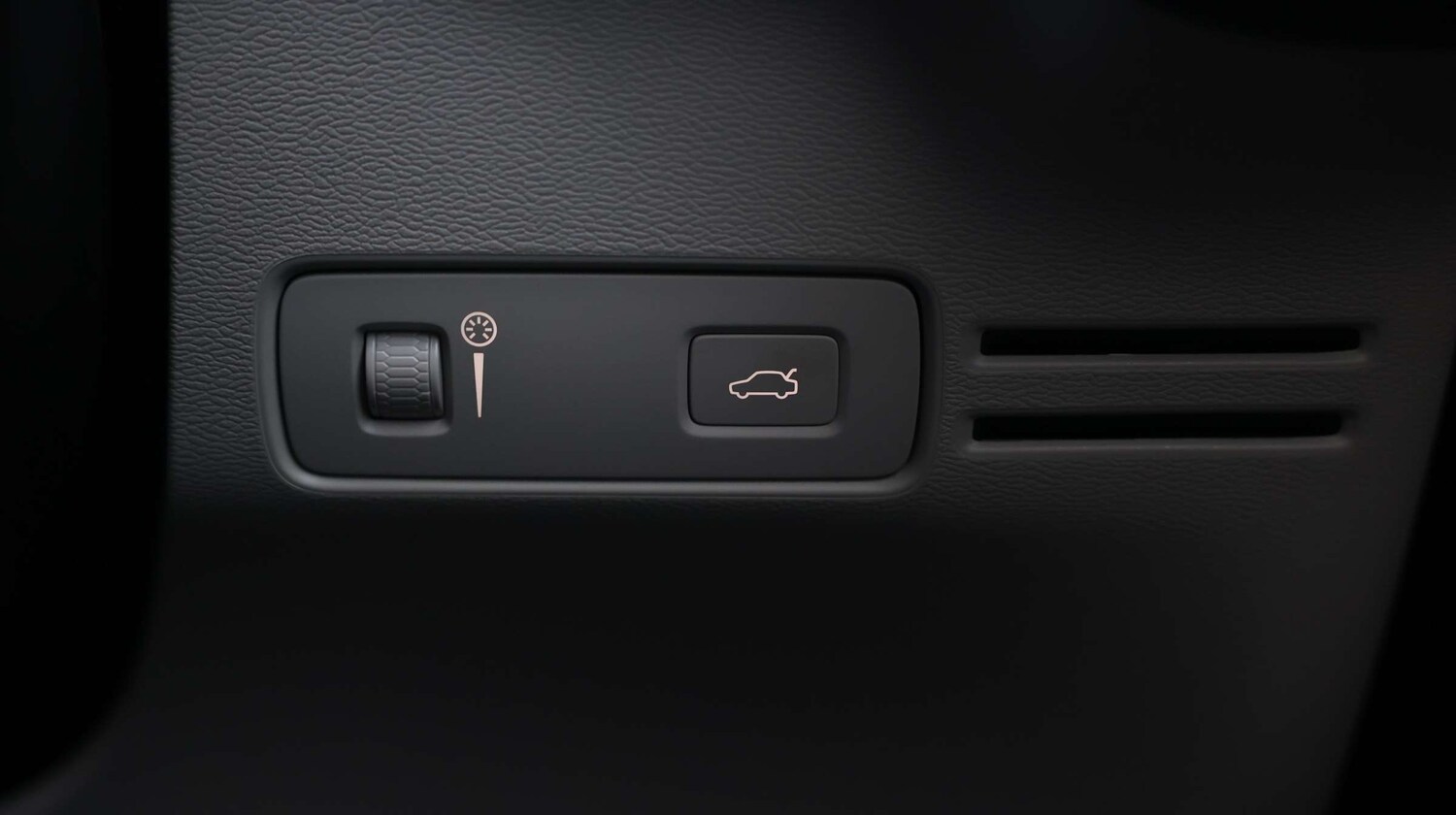 Used Volvo XC40 2020 for sale - 77995018: Photo 37