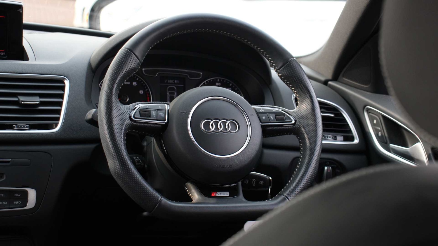 Used Audi Q3 2018 for sale - 77619092: Photo 15