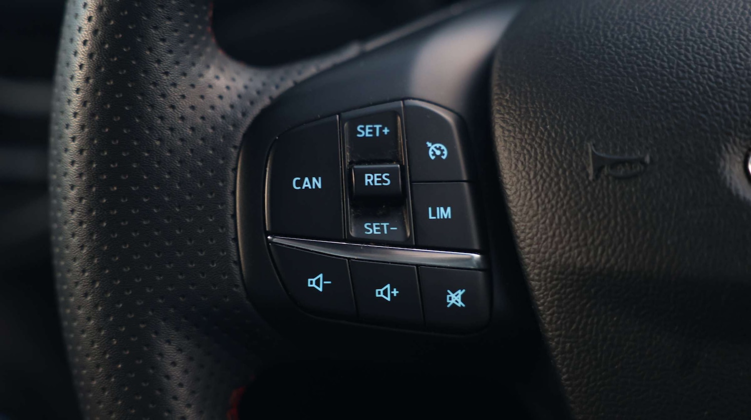 Used Ford Focus 2023 for sale - 76873634: Photo 34