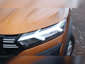 Used Dacia Sandero Stepway 2024 for sale - 77614506: Photo