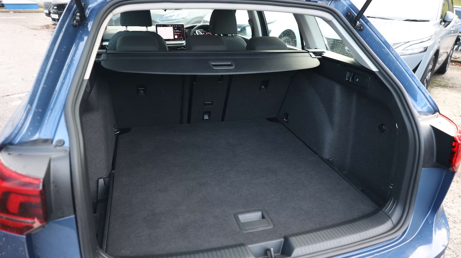 Used Volkswagen Golf 2024 for sale - 77042777: Photo 16