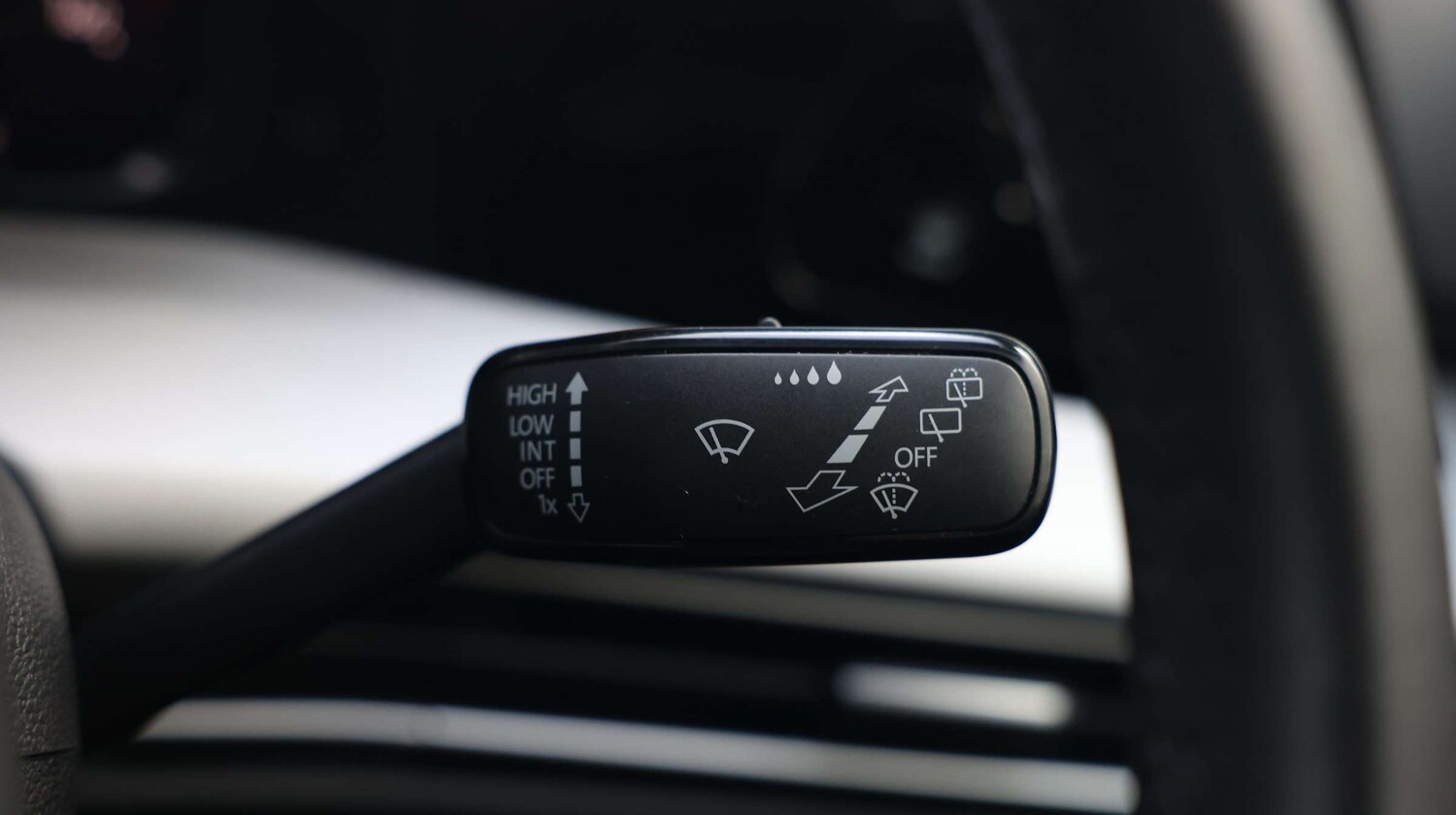 Used Volkswagen Golf 2024 for sale - 77042777: Photo 34