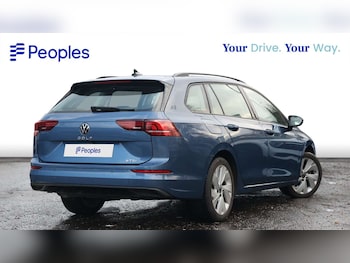 Used Volkswagen Golf 2024 for sale - 77042777: Photo